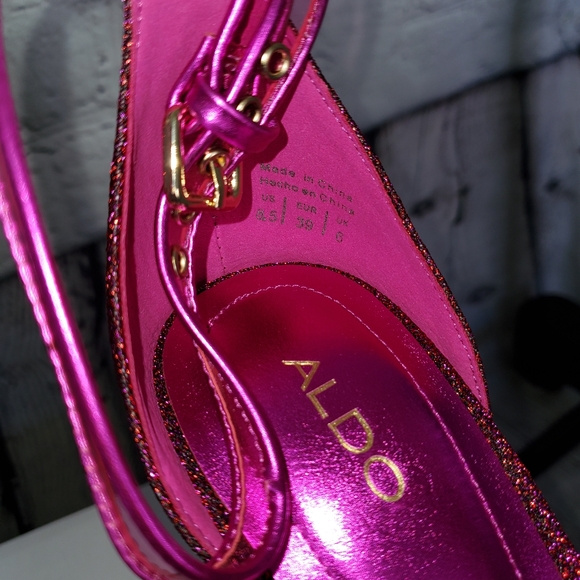 Brand New, Aldo pink glitter pumps, 8.5, Lovoasien - Picture 4 of 8
